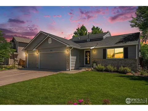1332 Monarch Dr, Longmont, CO 80504
