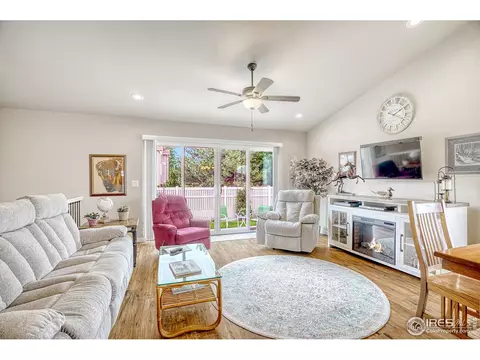 11131 Paradise Ln, Longmont, CO 80504 photo 16