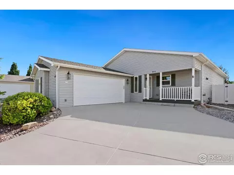 949 Sunchase Dr, Fort Collins, CO 80524