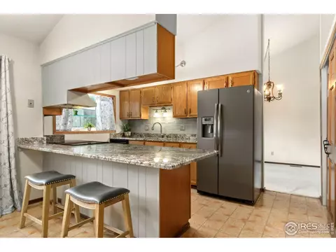 2487 S Eldridge Ct, Lakewood, CO 80228 photo 4