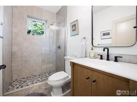 Bath - 2870 18th St, Boulder, CO 80304 photo 4 of 4