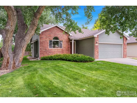 2726 Holly Pl, Fort Collins, CO 80526