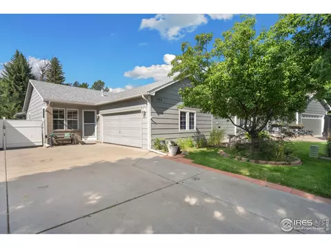 955 Winona Cir, Loveland, CO 80537