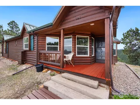 547 Mount Massive Dr, Livermore, CO 80536