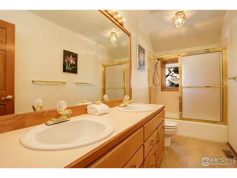 92 Hillside Ct, Boulder, CO 80302 photo 24