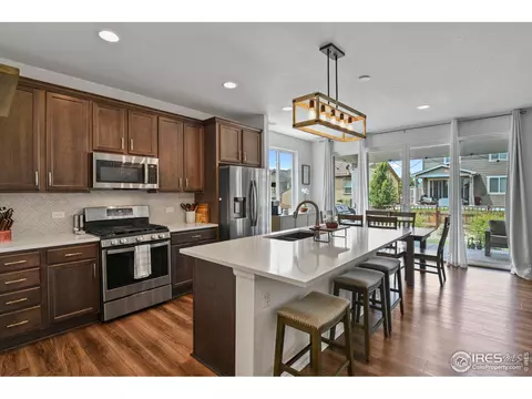 6433 Dry Fork Cir, Frederick, CO 80516 photo 4