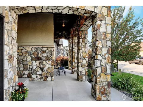 2014 Vineyard Dr, Windsor, CO 80550 photo 3