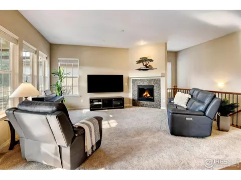 2014 Vineyard Dr, Windsor, CO 80550 photo 6