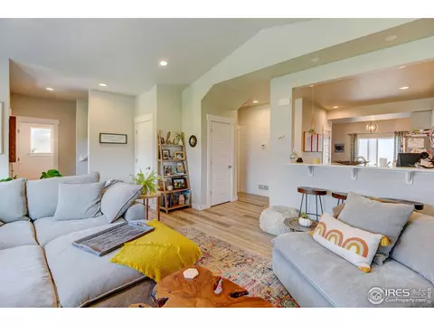 286 E Chestnut St #1, Windsor, CO 80550 photo 7