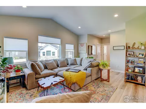 286 E Chestnut St #1, Windsor, CO 80550 photo 4
