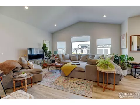 286 E Chestnut St #1, Windsor, CO 80550 photo 6
