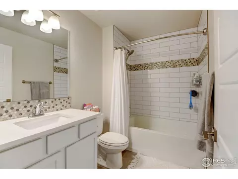 286 E Chestnut St #1, Windsor, CO 80550 photo 25
