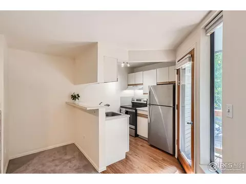 910 Portland Pl #9, Boulder, CO 80304 photo 4