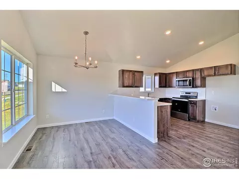 4326 Primrose Ln, Evans, CO 80620 photo 9
