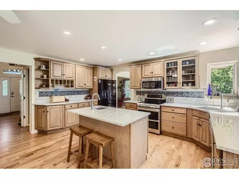 209 Welch Ct, Lyons, CO 80540 photo 9