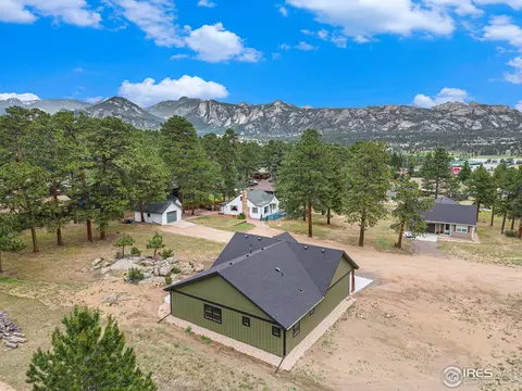 920 Saxon Ct, Estes Park, CO 80517