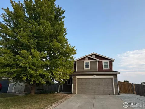 843 Ponderosa Ln, Brighton, CO 80603