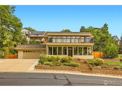 971 S Foothill Dr, Lakewood, CO 80228