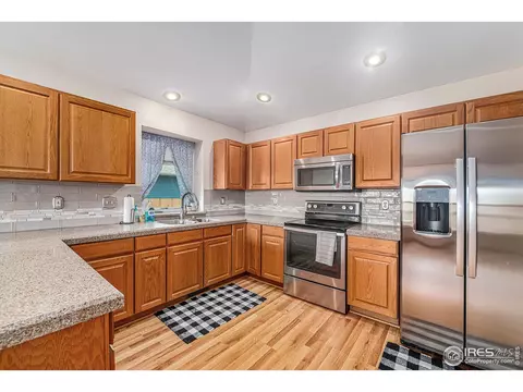 2575 Serena Dr, Mead, CO 80542 photo 3