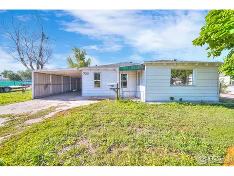 703 Douglas St, Sterling, CO 80751 photo 3