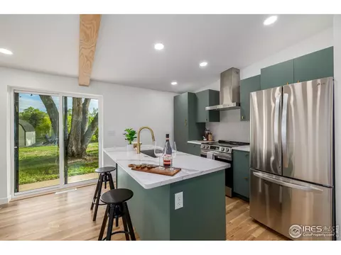 4965 S Lipan Dr, Englewood, CO 80110