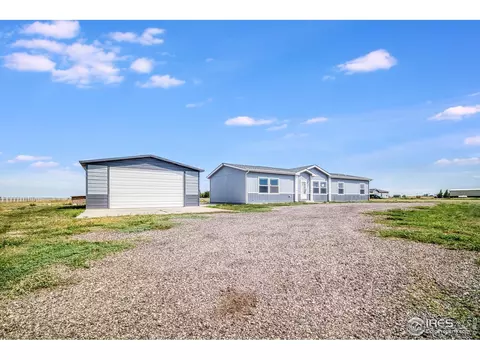 27 E Ranch Rd, Wiggins, CO 80654