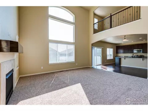 2422 Tabor St, Berthoud, CO 80513 photo 2