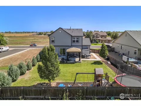 8421 Raspberry Dr, Longmont, CO 80504 photo 3