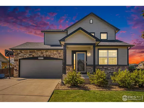 8421 Raspberry Dr, Longmont, CO 80504