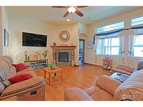 5648 Clarence Dr, Windsor, CO 80550 photo 4
