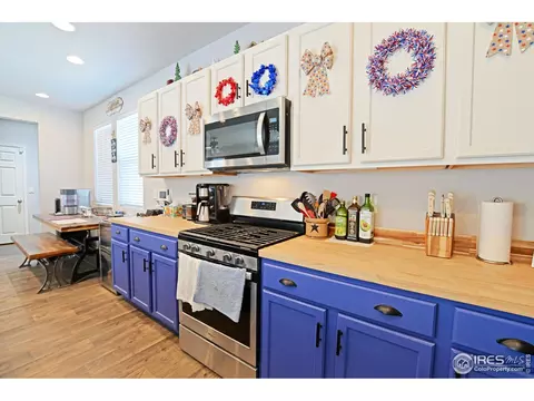 15997 Elk Pl, Denver, CO 80239 photo 9