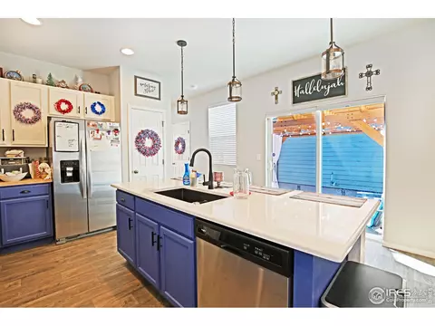 15997 Elk Pl, Denver, CO 80239 photo 12