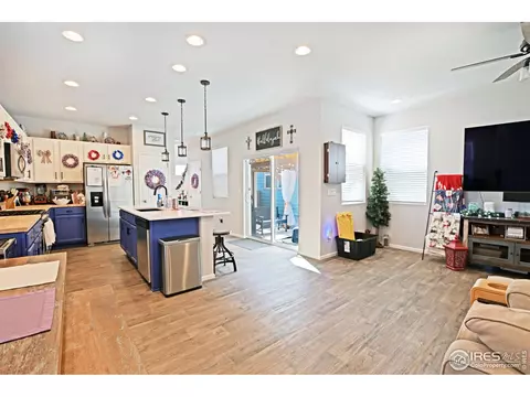 15997 Elk Pl, Denver, CO 80239 photo 8
