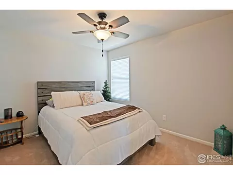 15997 Elk Pl, Denver, CO 80239 photo 24