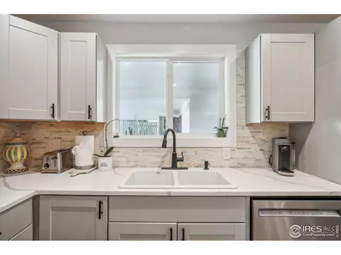 412 High St, Lyons, CO 80540 photo 8