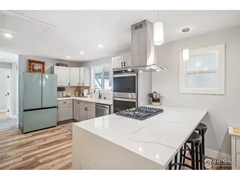 412 High St, Lyons, CO 80540 photo 2