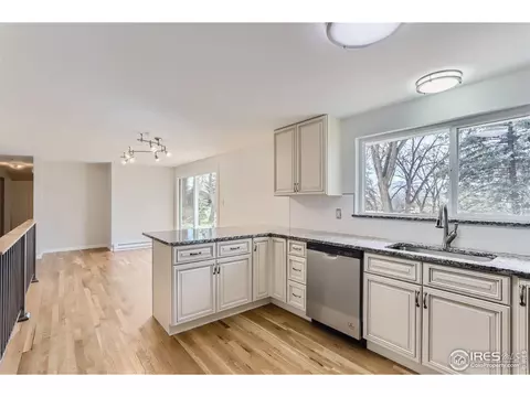 8021 Brook Hollow Ct, Boulder, CO 80301 photo 5