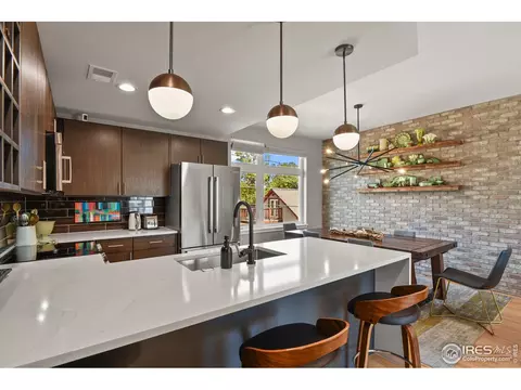 327 E Simpson St, Lafayette, CO 80026 photo 6
