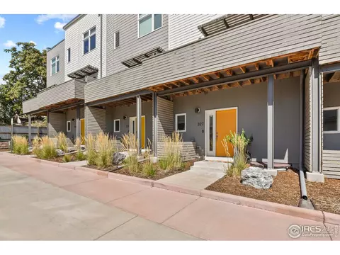 327 E Simpson St, Lafayette, CO 80026 photo 2