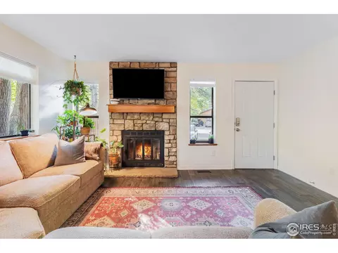 6229 Willow Ln, Boulder, CO 80301 photo 2