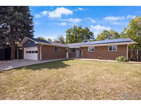 6591 Saulsbury Ct, Arvada, CO 80003