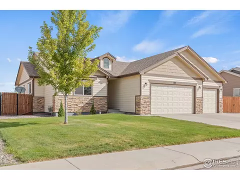 303 11th Ave, Wiggins, CO 80654 photo 2