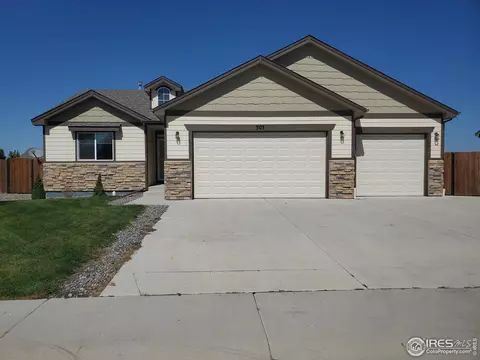 303 11th Ave, Wiggins, CO 80654 photo 4