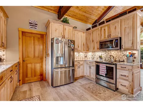 95 Navajo Ct, Lyons, CO 80540 photo 13