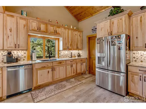 95 Navajo Ct, Lyons, CO 80540 photo 14