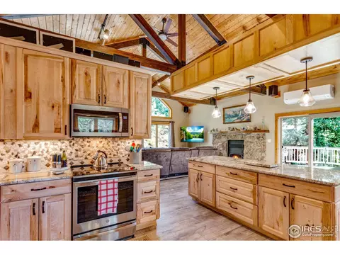 95 Navajo Ct, Lyons, CO 80540 photo 11