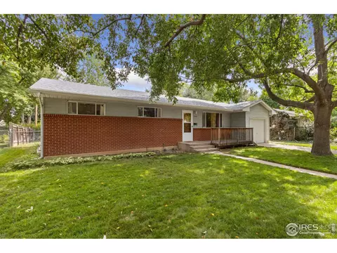 1208 Lynnwood Dr, Fort Collins, CO 80521