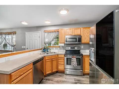 3406 Sheltered Harbor Dr, Evans, CO 80620 photo 10