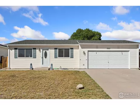 2931 Ptarmigan Dr, Evans, CO 80620