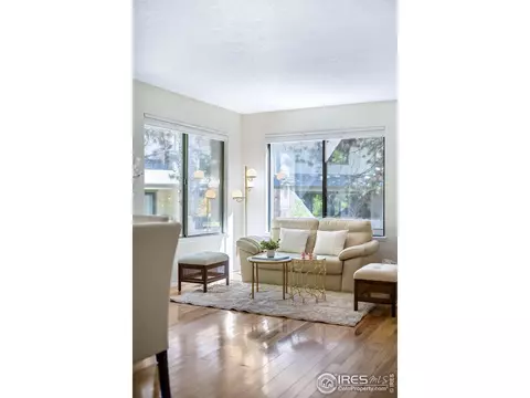 4638 Burgundy Ln, Boulder, CO 80301 photo 10